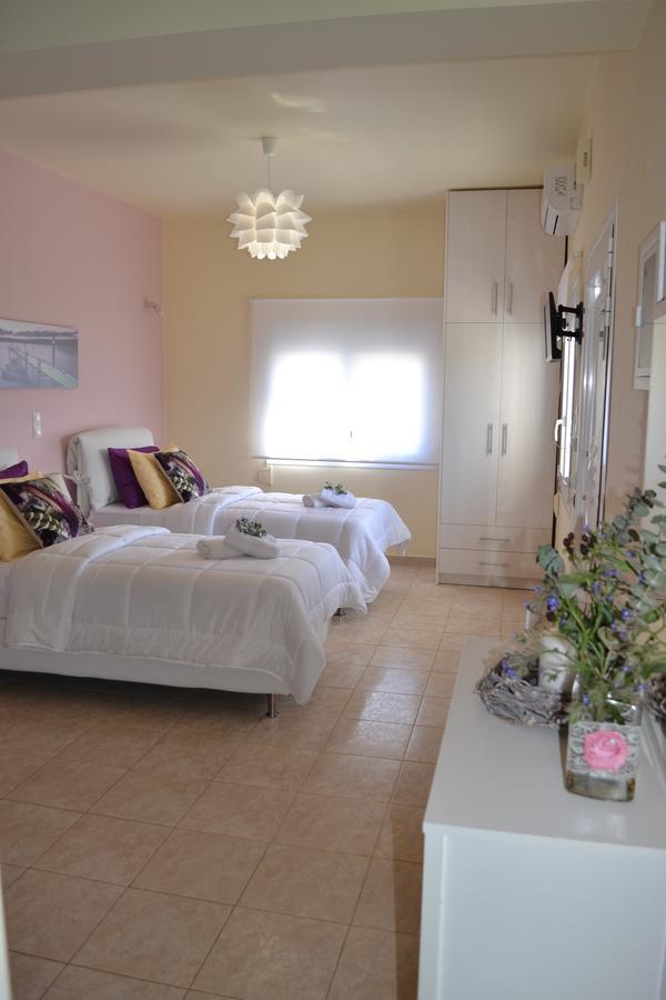 Meltemi Beach Apartments Милатос Экстерьер фото